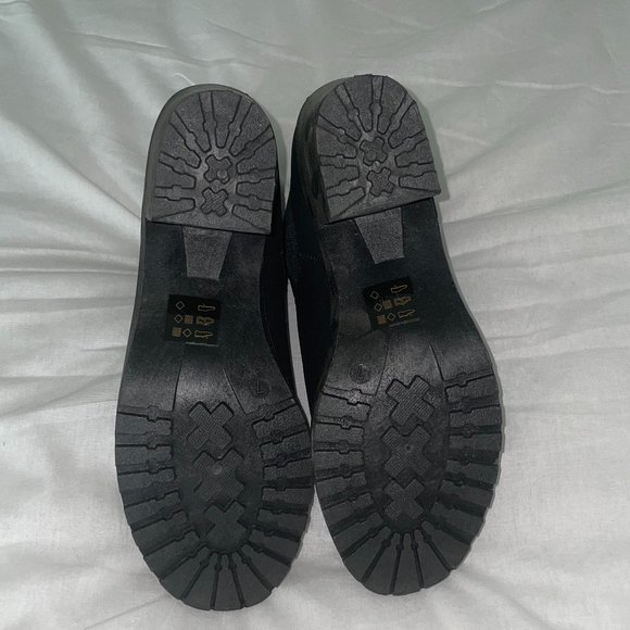 Krush Black Chunky Cleated Chelsea Boots - Picture 4 of 9